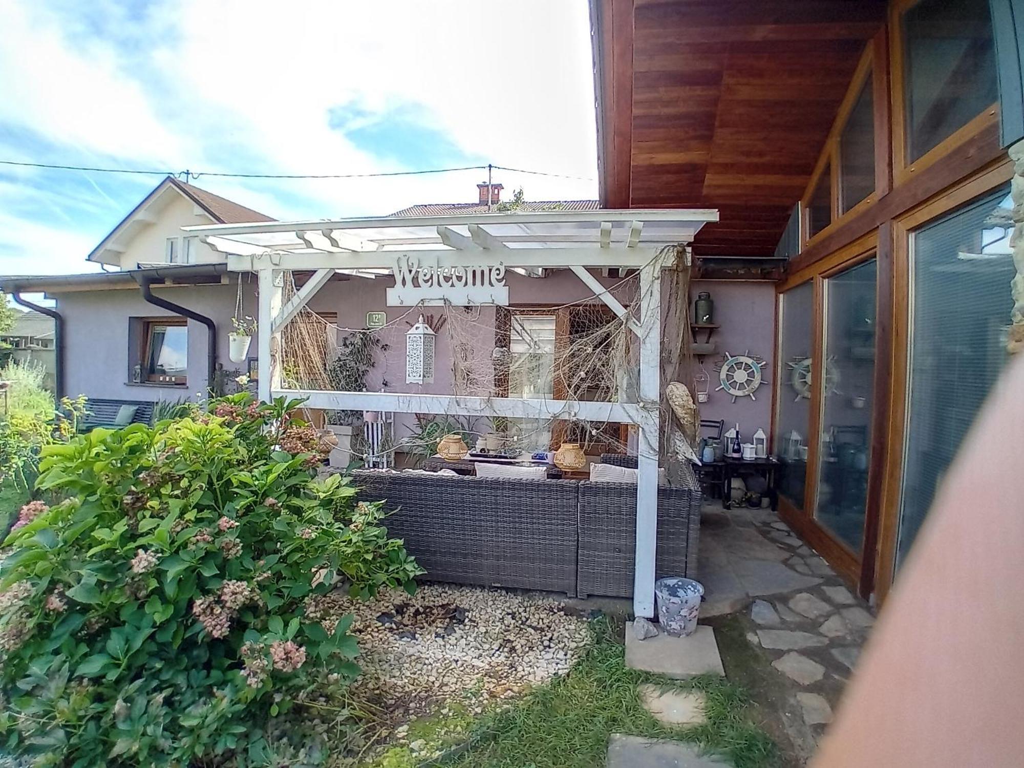 Indian Tent Tipi In Shared Lot And Shared Bathroom Mrse 외부 사진