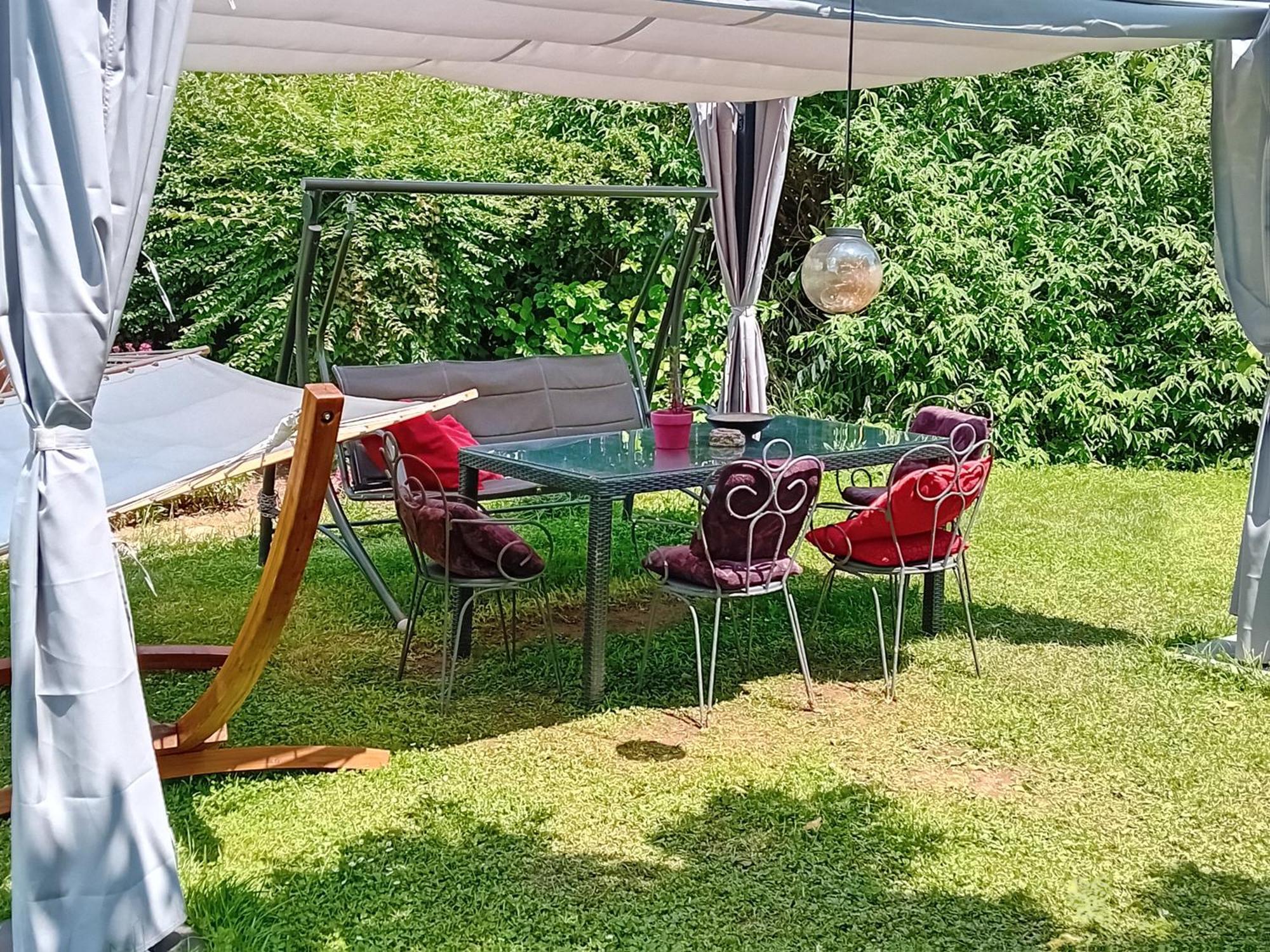 Indian Tent Tipi In Shared Lot And Shared Bathroom Mrse 외부 사진